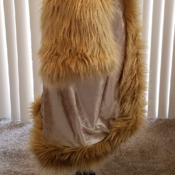 Custom Order Blonde Faux Fur Trim Gatsby Maxi Coat - Picture 8 of 8